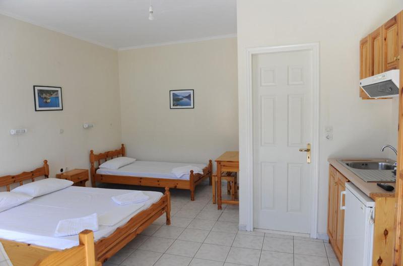 Mediterraneo studios Vasilikí Habitación foto