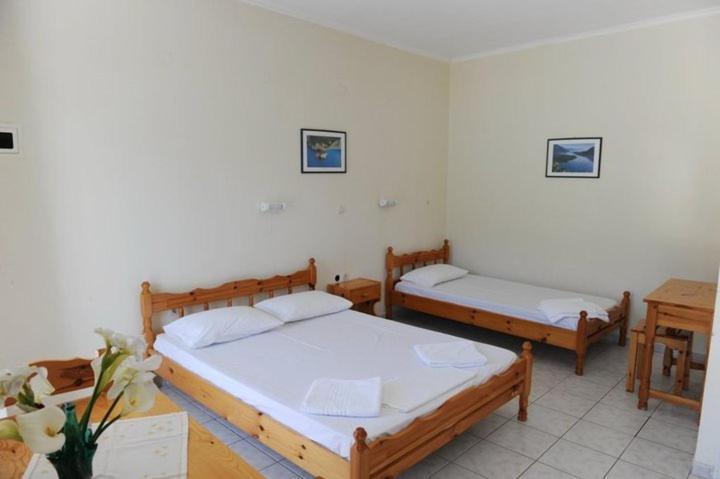 Mediterraneo studios Vasilikí Habitación foto